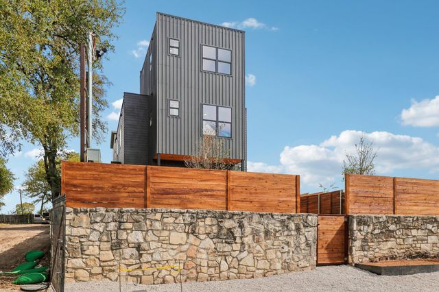 5610 Hudson ST 1, Austin, TX 78721