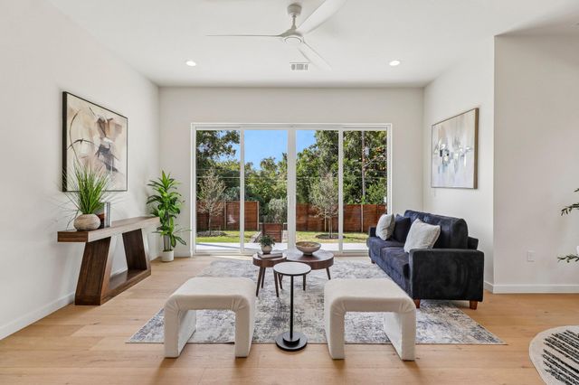 5610 Hudson ST 1, Austin, TX 78721