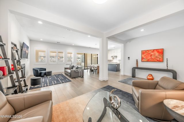 2316 Hammer Falls Drive, Reno, NV 89521