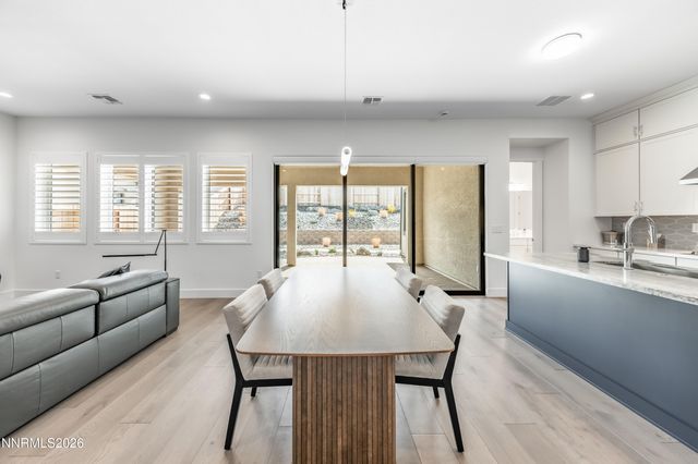 2316 Hammer Falls Drive, Reno, NV 89521