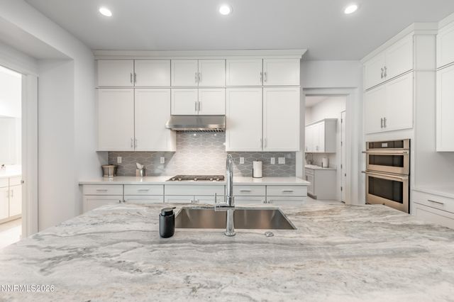 2316 Hammer Falls Drive, Reno, NV 89521