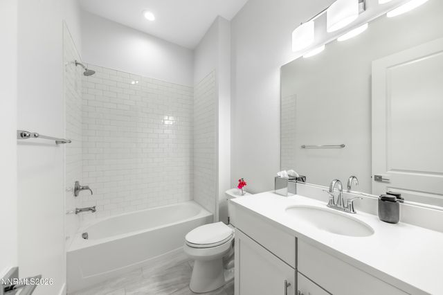 2316 Hammer Falls Drive, Reno, NV 89521