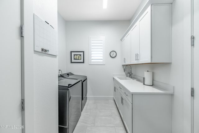 2316 Hammer Falls Drive, Reno, NV 89521