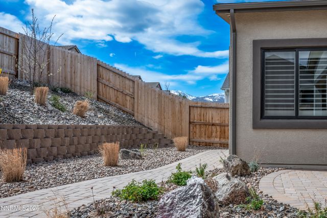 2316 Hammer Falls Drive, Reno, NV 89521