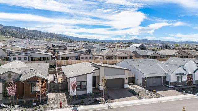 2316 Hammer Falls Drive, Reno, NV 89521