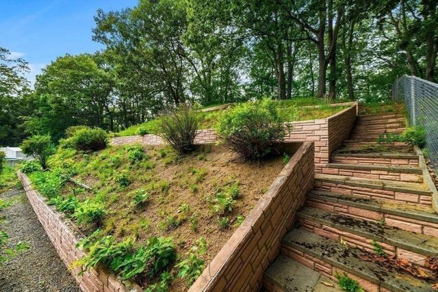 104 Spring View Drive, Lynn, MA 01904