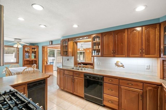 104 Spring View Drive, Lynn, MA 01904