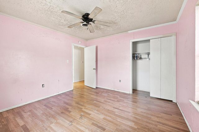 503 N College Street, Whitesboro, TX 76273