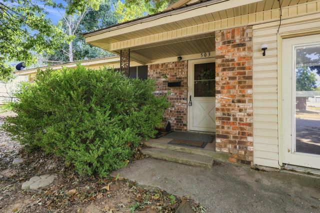 503 N College Street, Whitesboro, TX 76273