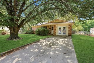 503 N College Street, Whitesboro, TX 76273