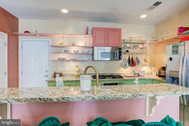 14501 BARKHAM DR, Woodbridge, VA 22191
