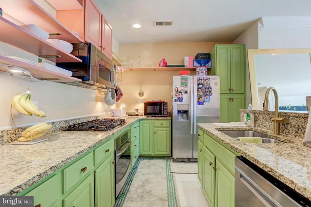14501 BARKHAM DR, Woodbridge, VA 22191