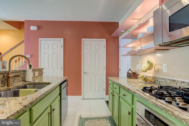 14501 BARKHAM DR, Woodbridge, VA 22191