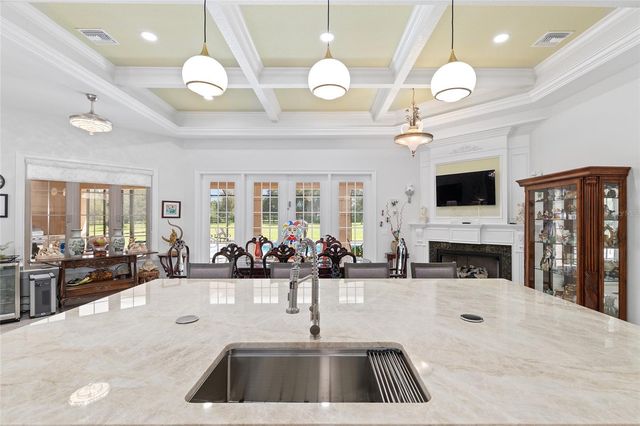 6575 S MAGNOLIA AVENUE, Ocala, FL 34471