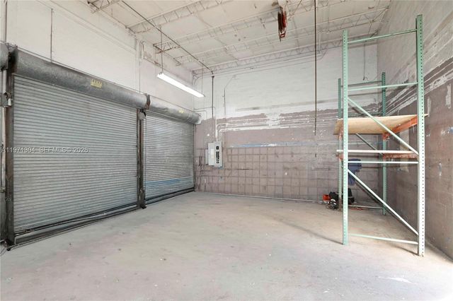 9795 NW 7th Ave, Miami, FL 33150