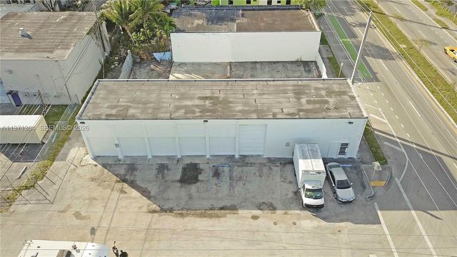9795 NW 7th Ave, Miami, FL 33150