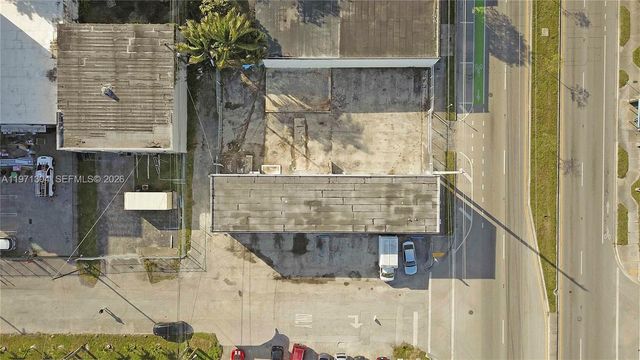 9795 NW 7th Ave, Miami, FL 33150