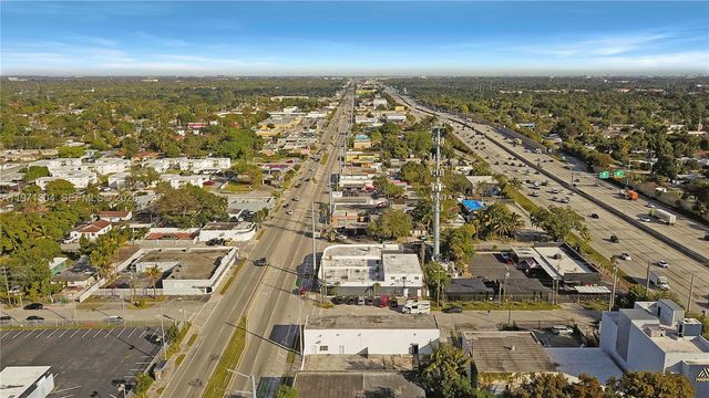 9795 NW 7th Ave, Miami, FL 33150