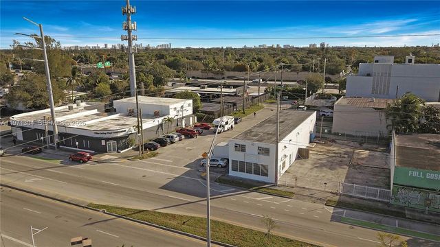 9795 NW 7th Ave, Miami, FL 33150