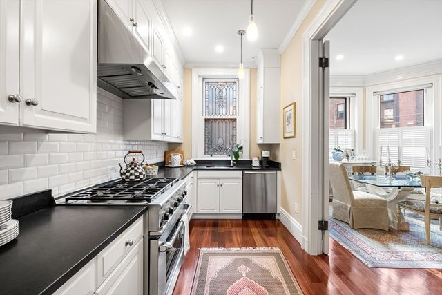 392 Marlborough St 1, Boston, MA 02115