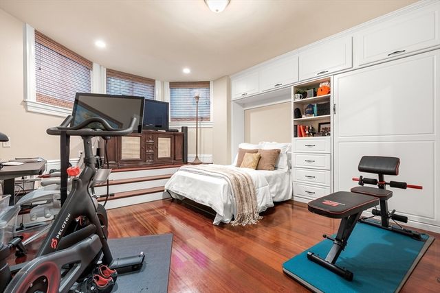 392 Marlborough St 1, Boston, MA 02115