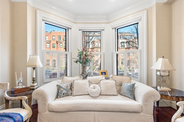 392 Marlborough St 1, Boston, MA 02115