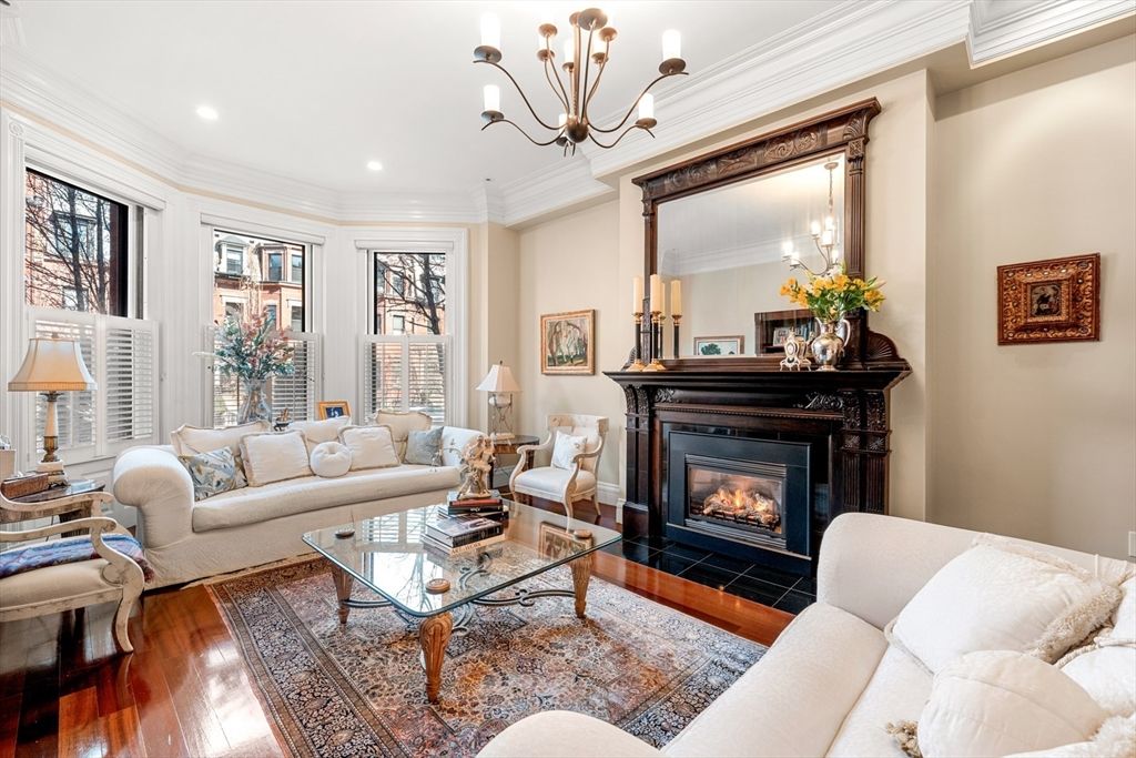 392 Marlborough St 1, Boston, MA 02115