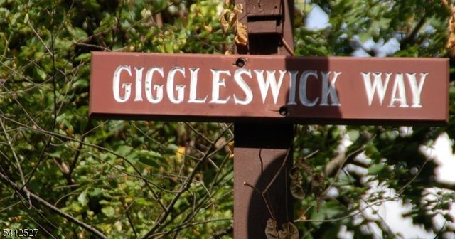 37 Giggleswick Way 37, Edison Twp., NJ 08820