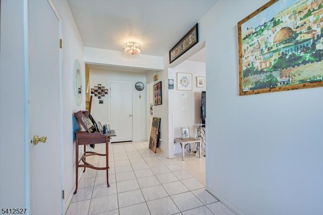 37 Giggleswick Way 37, Edison Twp., NJ 08820