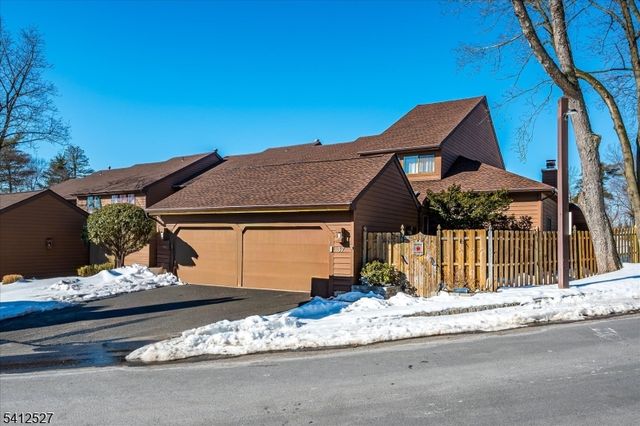 37 Giggleswick Way 37, Edison Twp., NJ 08820