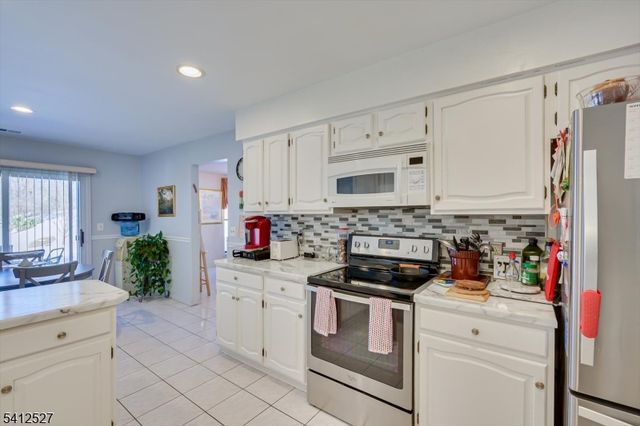 37 Giggleswick Way 37, Edison Twp., NJ 08820