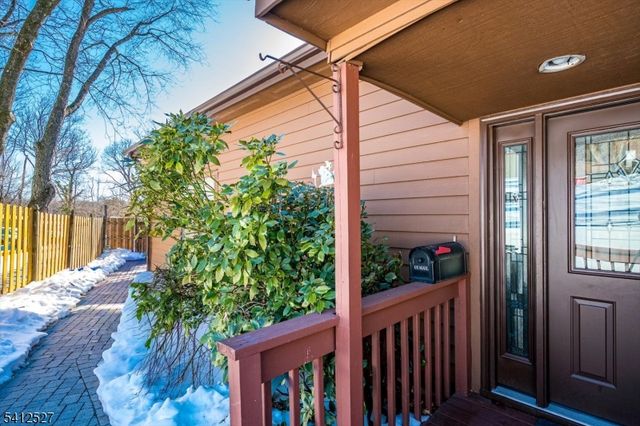 37 Giggleswick Way 37, Edison Twp., NJ 08820