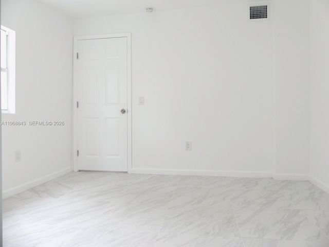 2275 NW 99th Ter, Miami, FL 33147