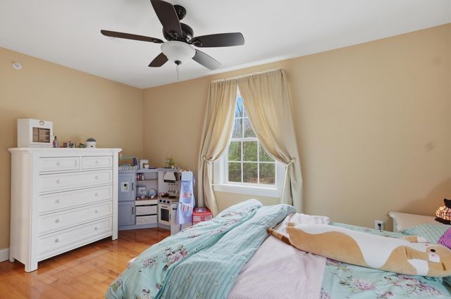 7 Lefevre Drive, Kingston, NH 03848