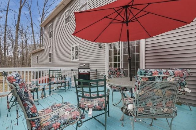 7 Lefevre Drive, Kingston, NH 03848