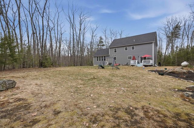 7 Lefevre Drive, Kingston, NH 03848