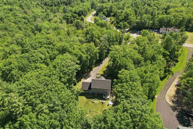 7 Lefevre Drive, Kingston, NH 03848