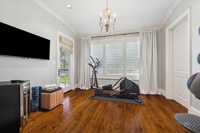 7 Leisure Lane, Bunker Hill Village, TX 77024