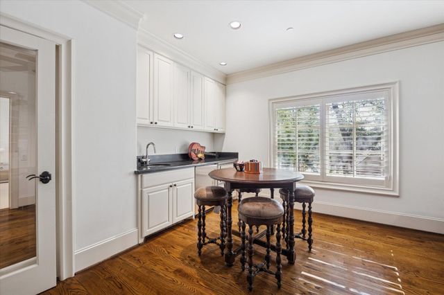 7 Leisure Lane, Bunker Hill Village, TX 77024