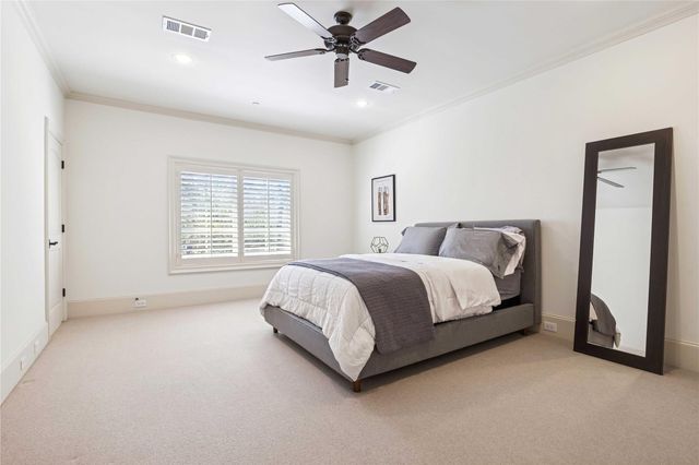 7 Leisure Lane, Bunker Hill Village, TX 77024