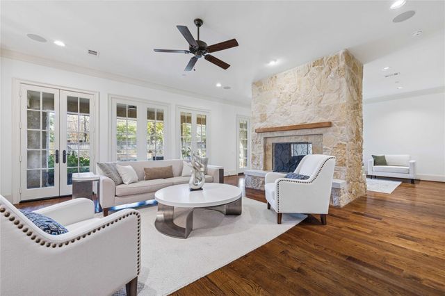 7 Leisure Lane, Bunker Hill Village, TX 77024