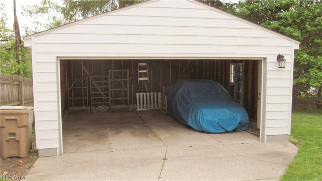 2346 26th Street, Cuyahoga Falls, OH 44223