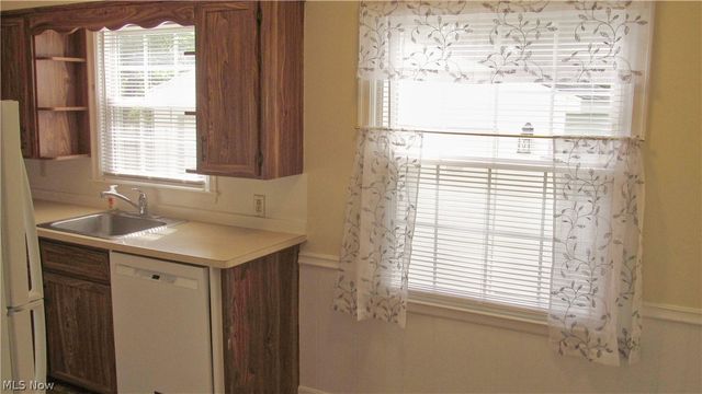 2346 26th Street, Cuyahoga Falls, OH 44223