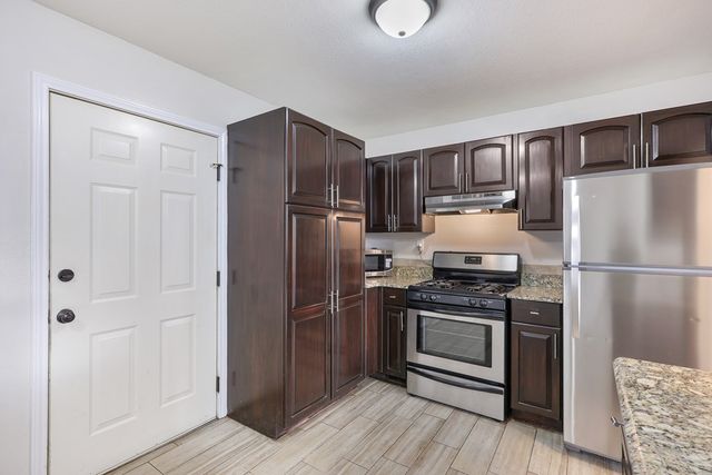 619 N Apricot, Alpine, TX 79830