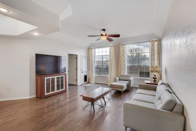 619 N Apricot, Alpine, TX 79830