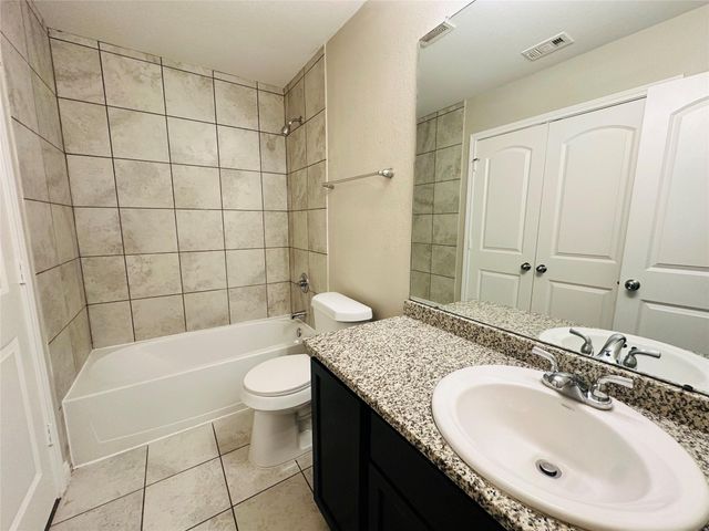 16698 E Forrestal, Montgomery, TX 77316