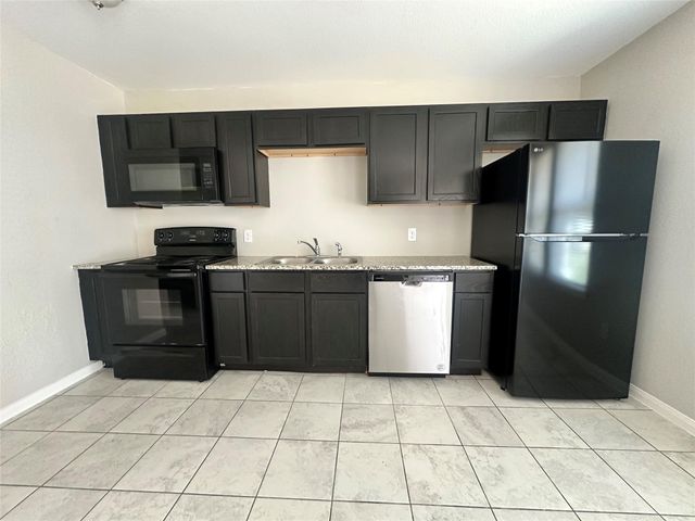 16698 E Forrestal, Montgomery, TX 77316