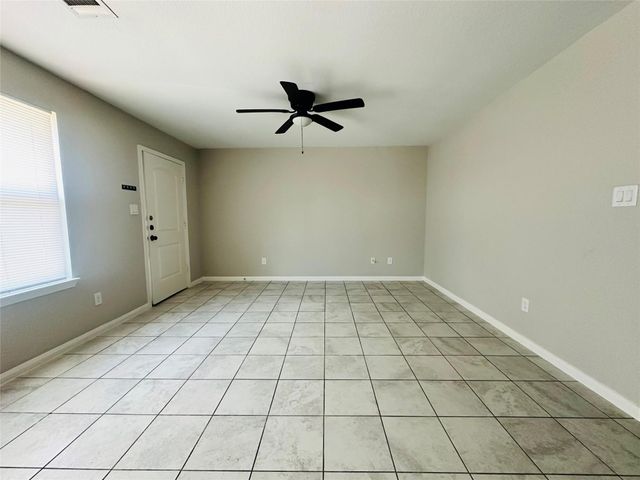 16698 E Forrestal, Montgomery, TX 77316