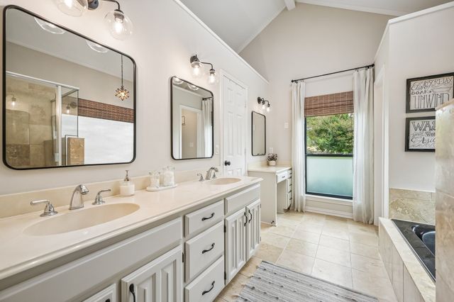 6031 Willow Wood Lane, Dallas, TX 75252
