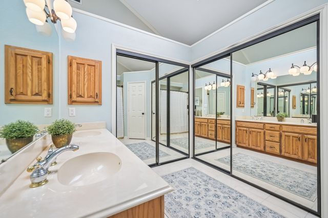 6031 Willow Wood Lane, Dallas, TX 75252